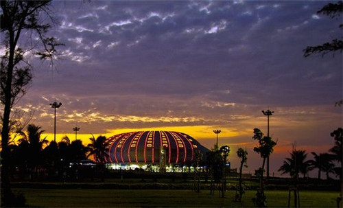 溢家鲜瓦罐酱焖小海鲜